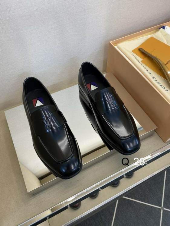 Picture of Louis Vuitton Shoes _SKULVsz38-45N012713169